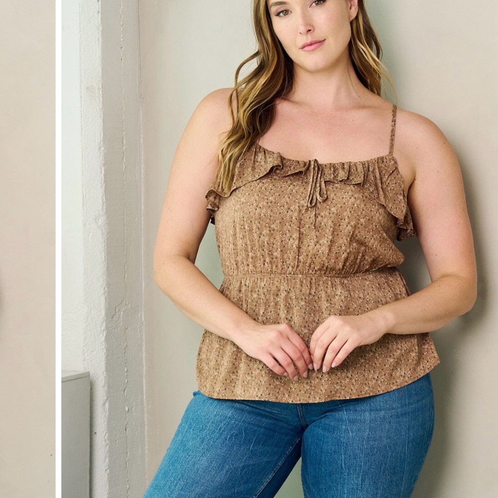 Plus size sleeveless waist tank top